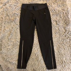 Old Navy Black Leggings workout Size Large